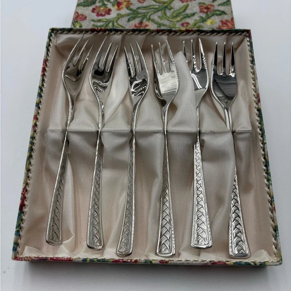 WMF 2200 Silver plate Marked 90 Cake Pastry Cocktail Forks - Set Of‎ 6